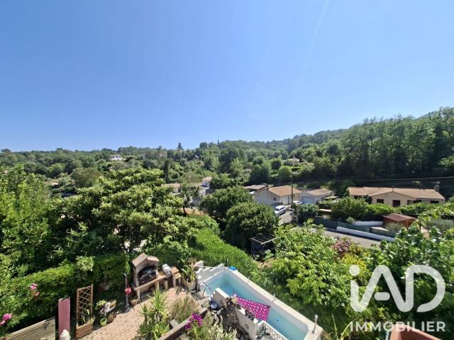 Maison 3 pièces 90 m²