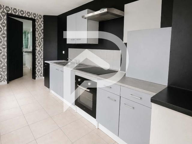 Maison 3 pièces 90 m²