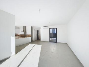 Maison 3 pièces, 90 m² à louer à Tarascon 13150