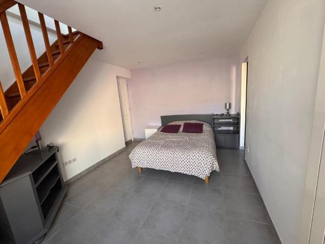 Maison 3 pièces, 91 m² à louer à Saint Victor de Malcap 30500