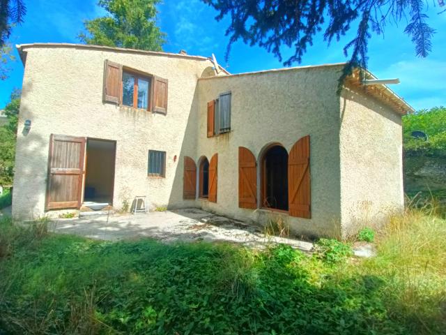 Maison 3 pièces 94 m²