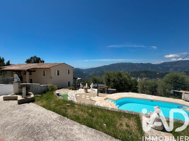 Maison 3 pièces 94 m²