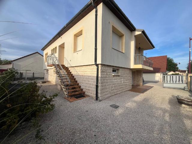Maison 3 pièces 95 m²