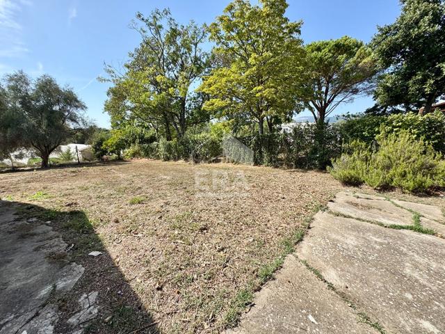 Maison 3 pièces, 95 m² à louer à Mouans Sartoux 06370