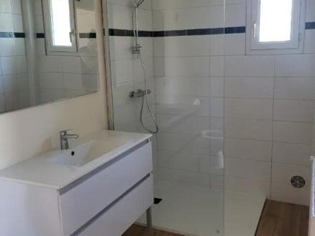 Maison 3 pièces, 95 m² à louer à Pineuilh 33220