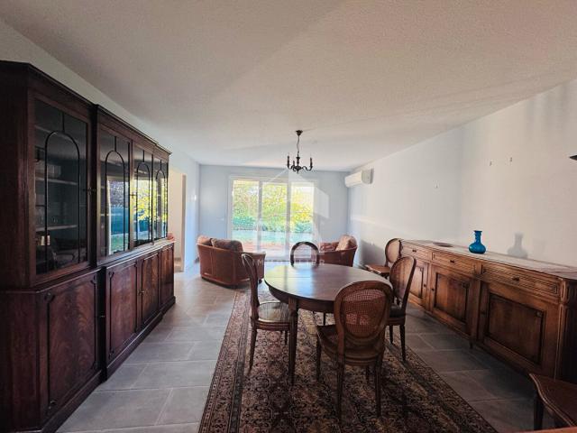 Maison 3 pièces, 98 m² à louer à Blaye 33390