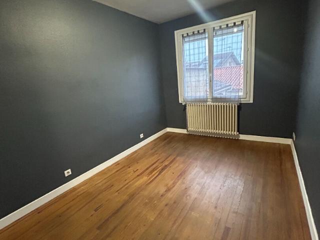 Maison 3 pièces Carmaux 88.00m² 725€ à louer