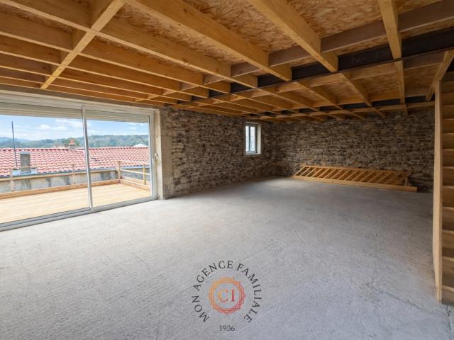 Maison 3 pièces de 165 m2