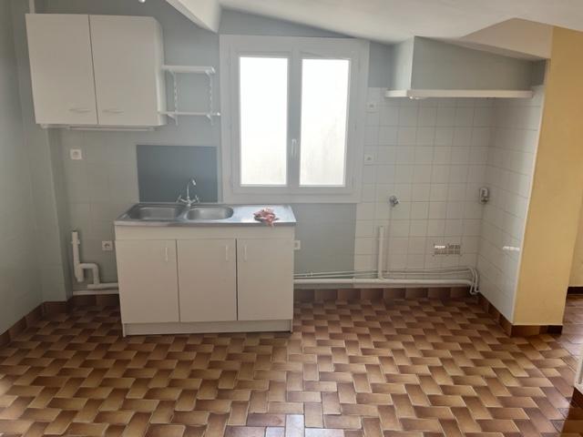 Maison 3 pièces de 77 m² à Castelnau de medoc