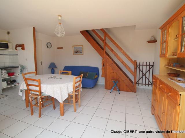 Maison 3 pièces en R+1 avec terrasse + place de stationnemen