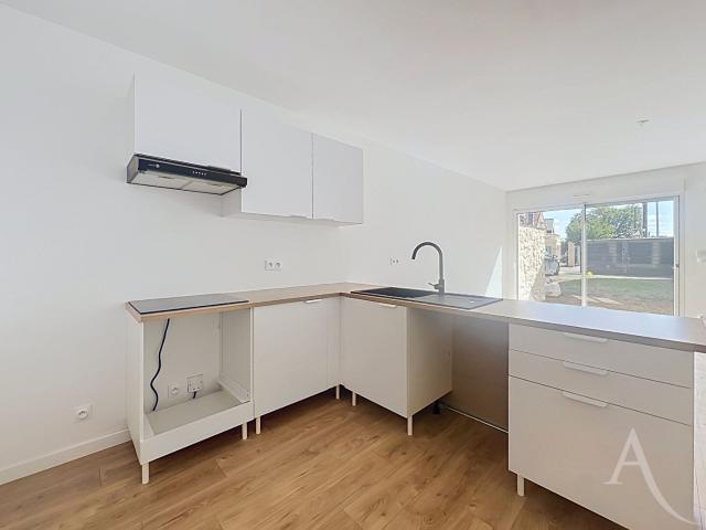 Maison 3 pièces Épône 81.40m² 1350€ à louer l'Adresse