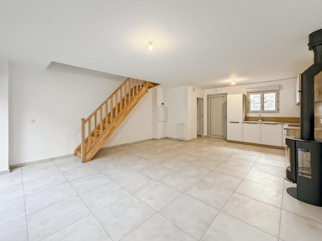 Maison 3 pièces Oinville sur Montcient 71.93m² 1250€ à louer l'Adresse