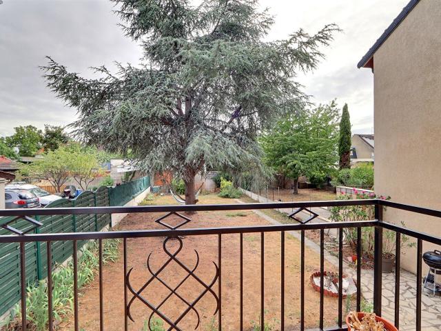 Maison 3 pièces Le Blanc Mesnil 60.87m² 1600€ à louer l'Adresse