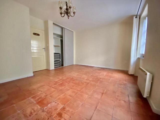 Maison 3 pièces Limoux 91.50m² 575€ à louer