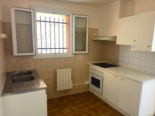 Maison 3 pièces Montberon 78.64m² 750€ à louer
