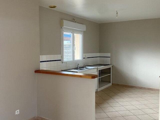 Maison 3 pièces Vitry aux Loges 80.00m² 750€ à louer l'Adresse