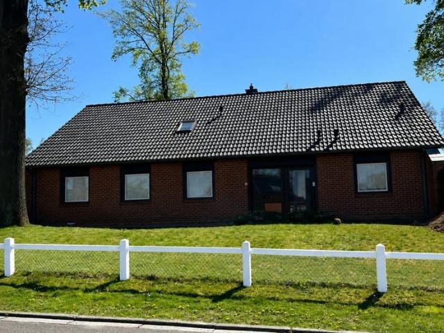 Maison 3ch à louer, 2500 m² de terrain à Chastre