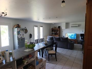 Maison, 106 m² à louer à Saint Cyr sur le Rhône 69560
