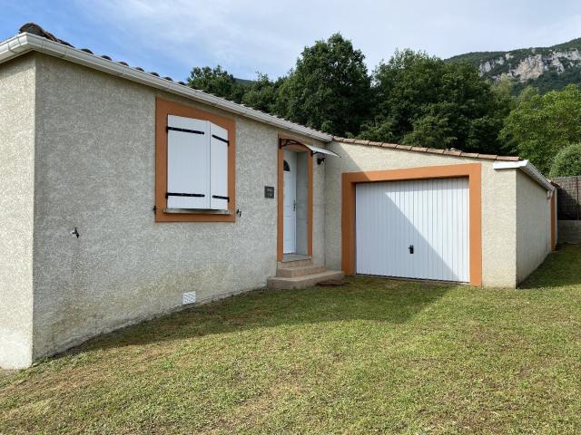 Villa de plein pied au calme 100m² Ginoles