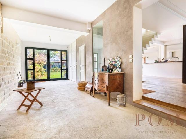 Maison 10 pièces La Garenne Colombes 301m² La Garenne Colombes