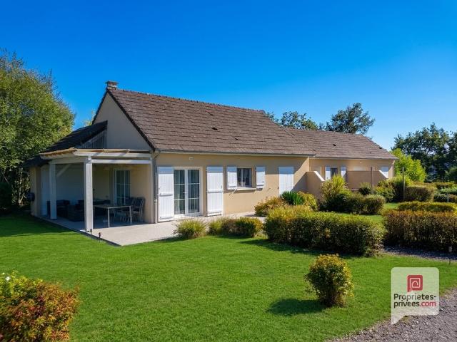 Maison 10 pièces 143 m²