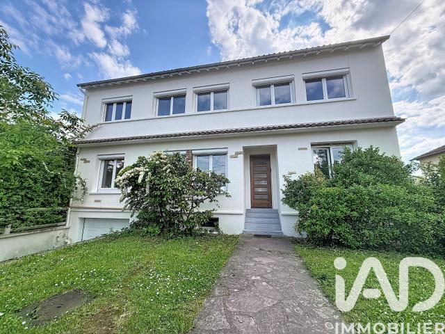Maison 10 pièces 140 m²