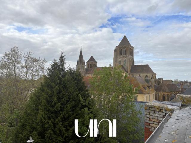 Maison 10 pièces 246 m²