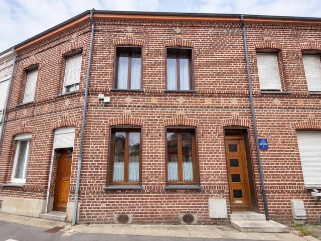 Maison 10 pièces 145 m²