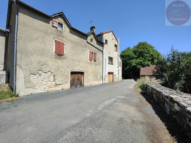 Maison 10 pièces 153 m²