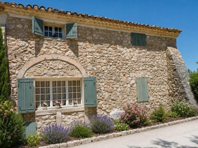 Maison 10 pièces 151 m²