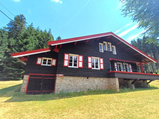 Maison 10 pièces 160 m²