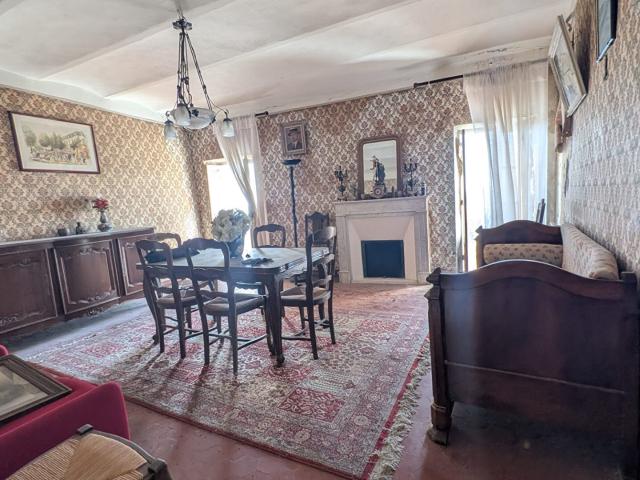 Maison 10 pièces 162 m²