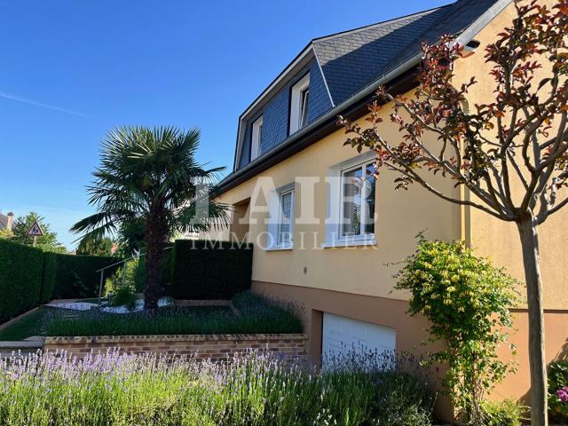 Maison 10 pièces 167 m²