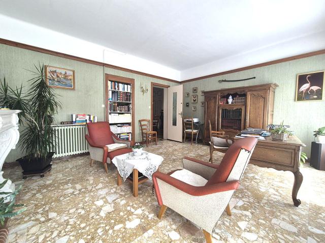 Maison 10 pièces 165 m²