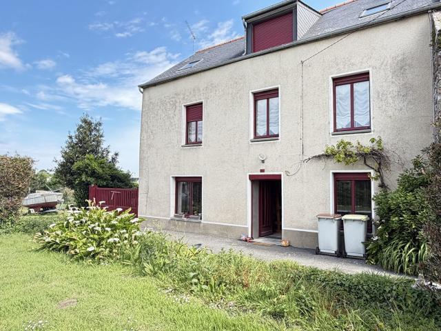 Maison 10 pièces 165 m²