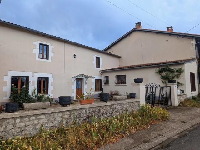 Maison 10 pièces 165 m²