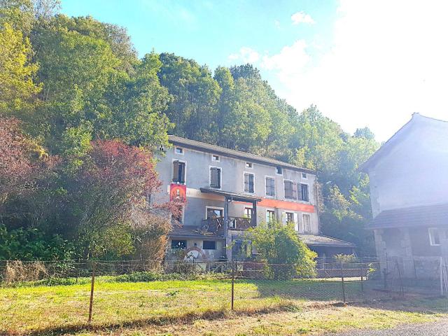 Maison 10 pièces 165 m²