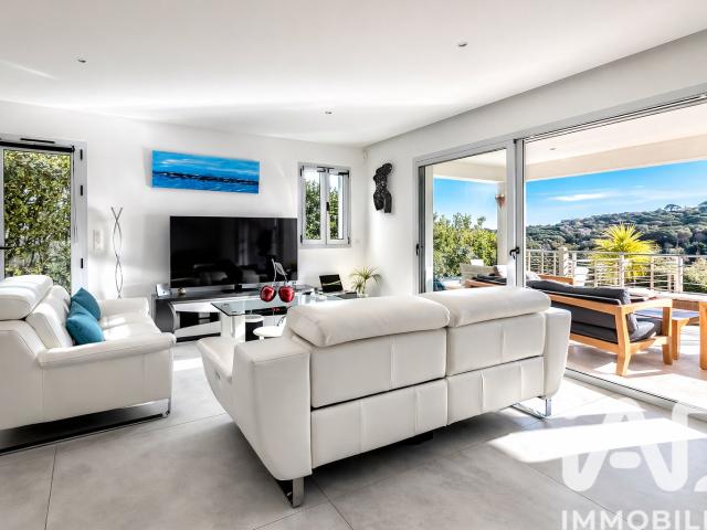 Maison 10 pièces 166 m²