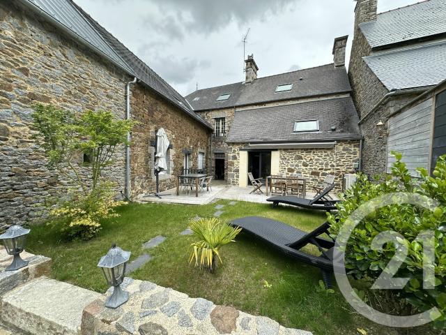 Maison 10 pièces 166 m²