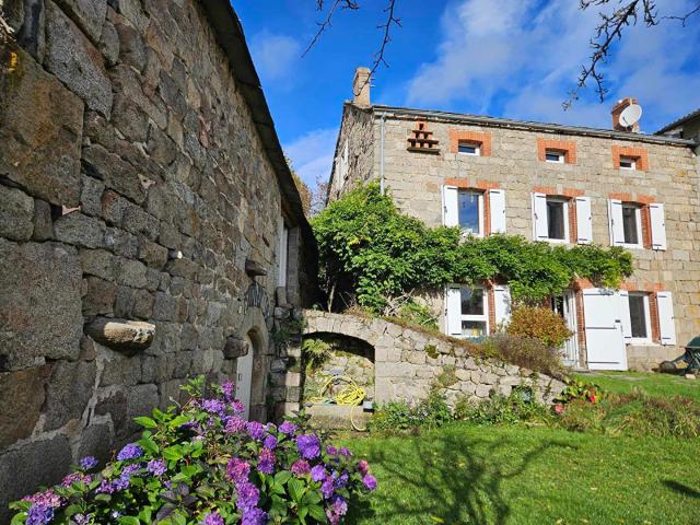 Maison 10 pièces 166 m²