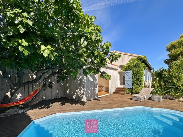 Maison 10 pièces 166 m²