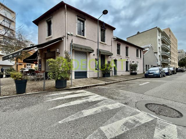 Maison 10 pièces 166 m²