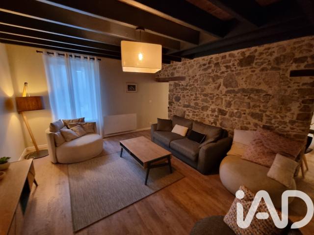Maison 10 pièces 166 m²