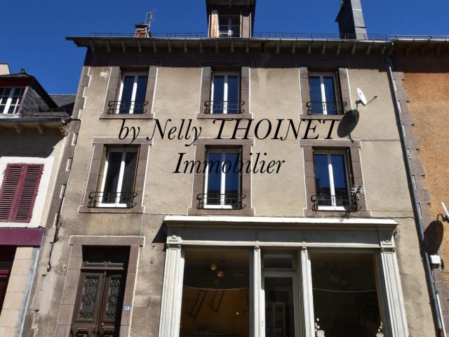Maison 10 pièces 173 m²