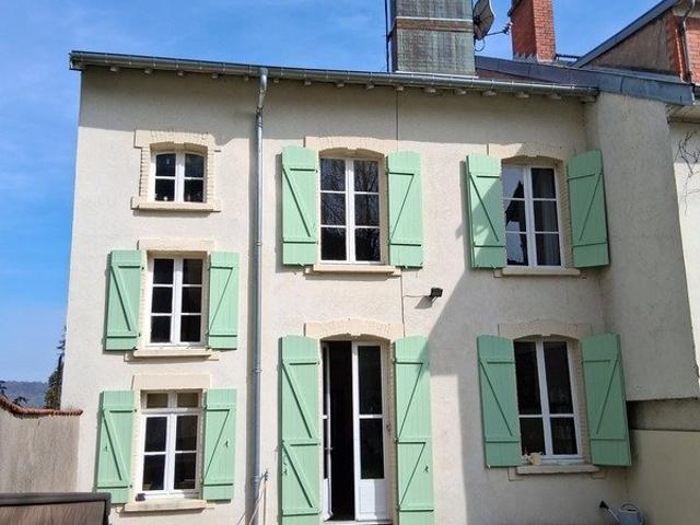 Maison 10 pièces 173 m²