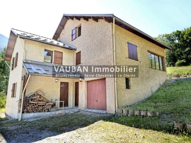 Maison 10 pièces 177 m²