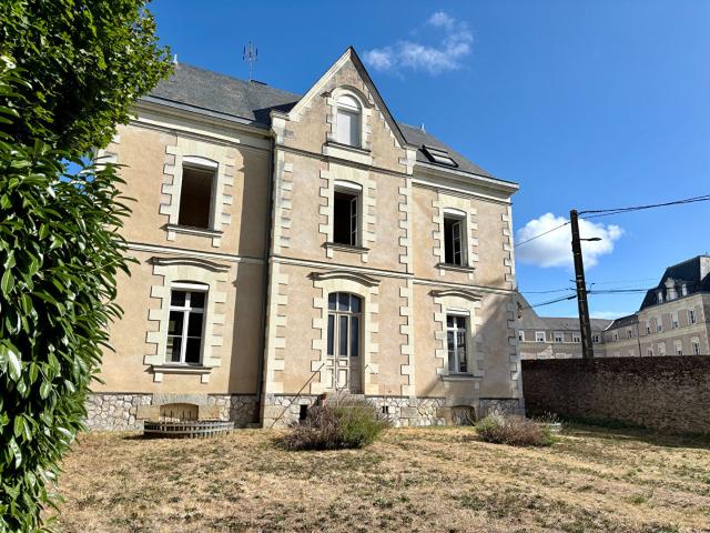 Maison 10 pièces 174 m²