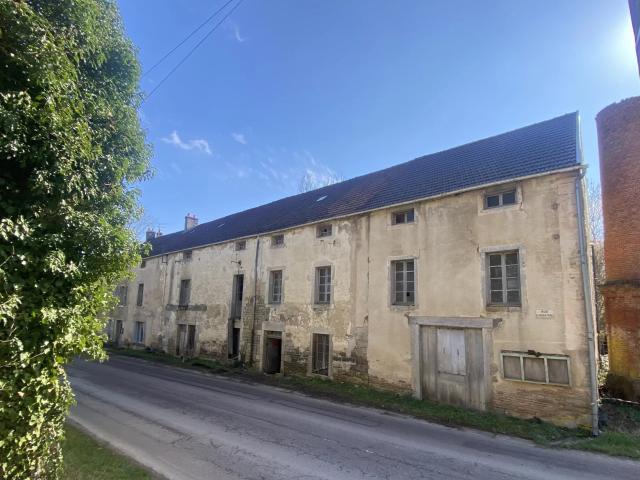 Maison 10 pièces 175 m²