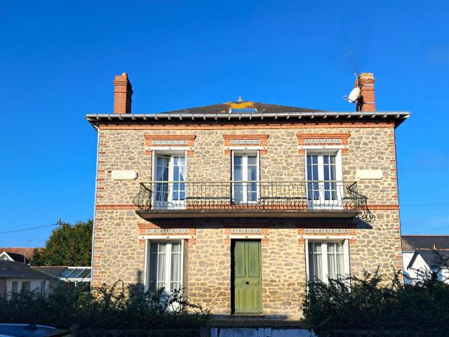 Maison 10 pièces 175 m²