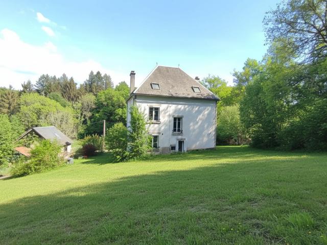 Maison 10 pièces 179 m²